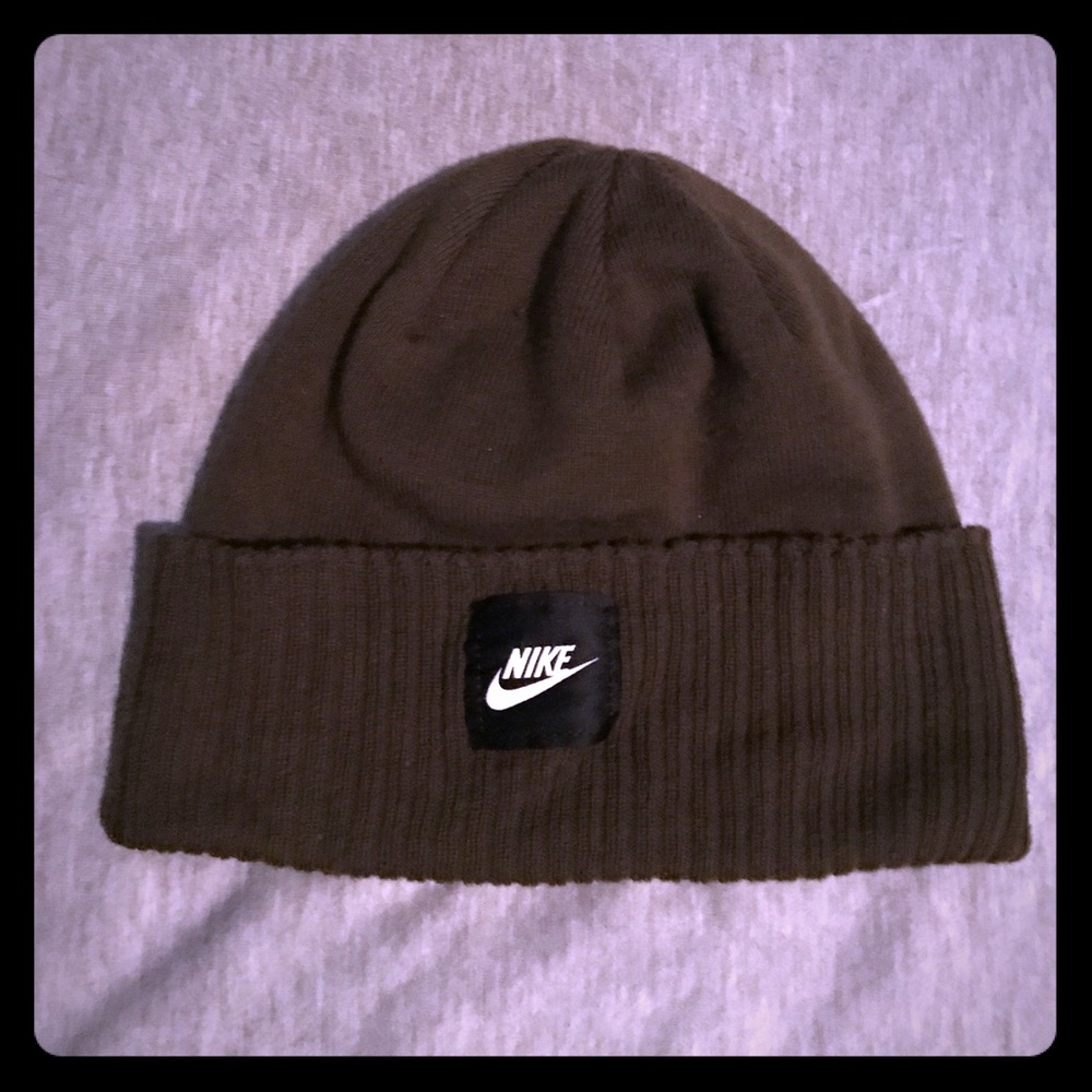 Nike forest green beanie